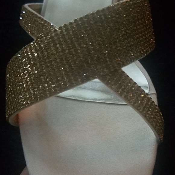 Heels - Picture 3 of 3